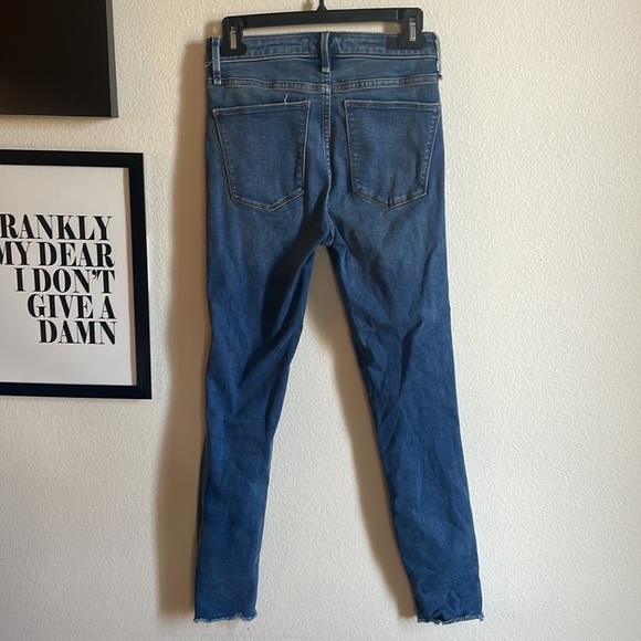 Distressed Abercrombie skinny jeans - Picture 2 of 2